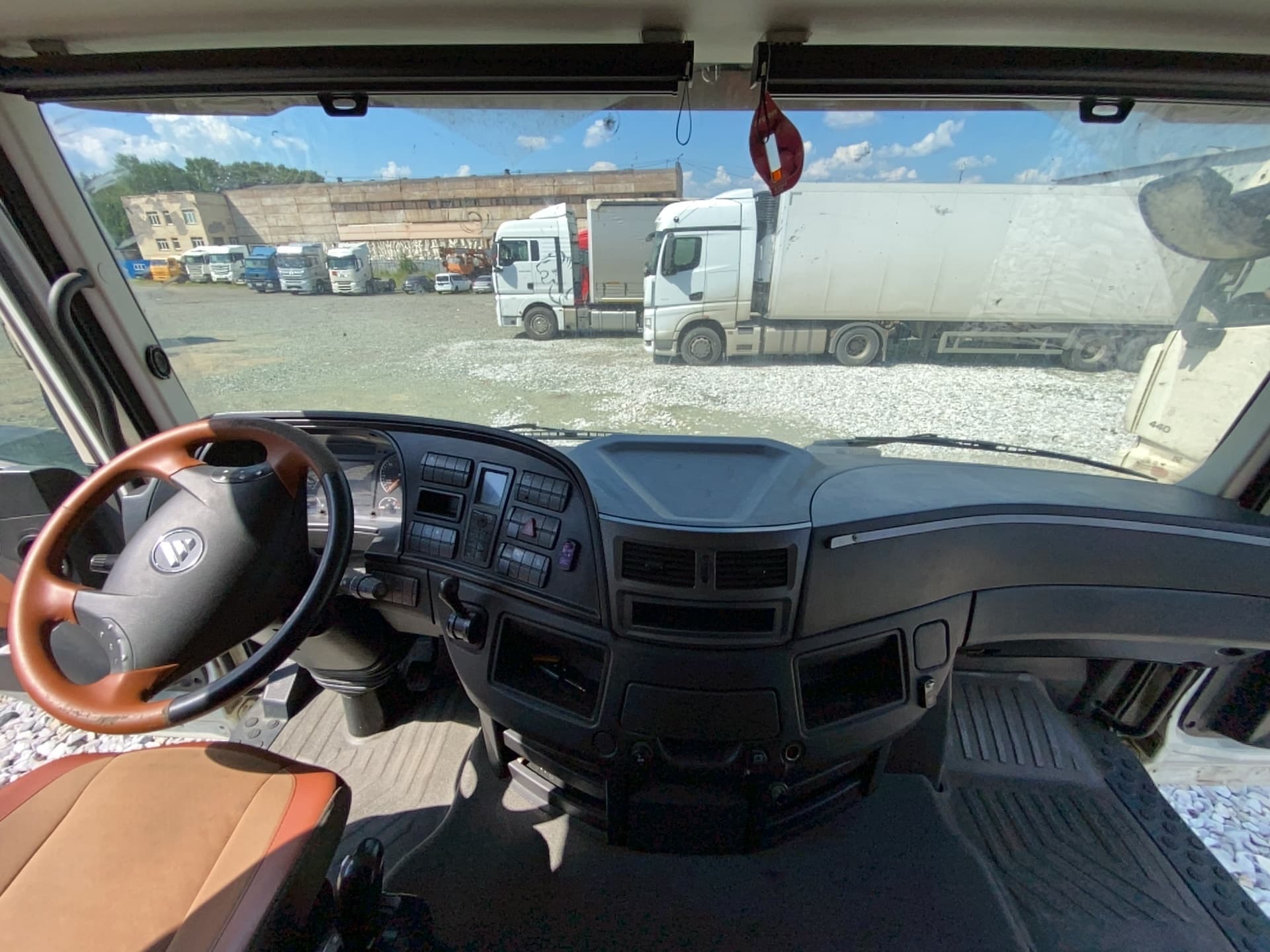 Foton AUMAN 4x2 Седельный тягач - 5