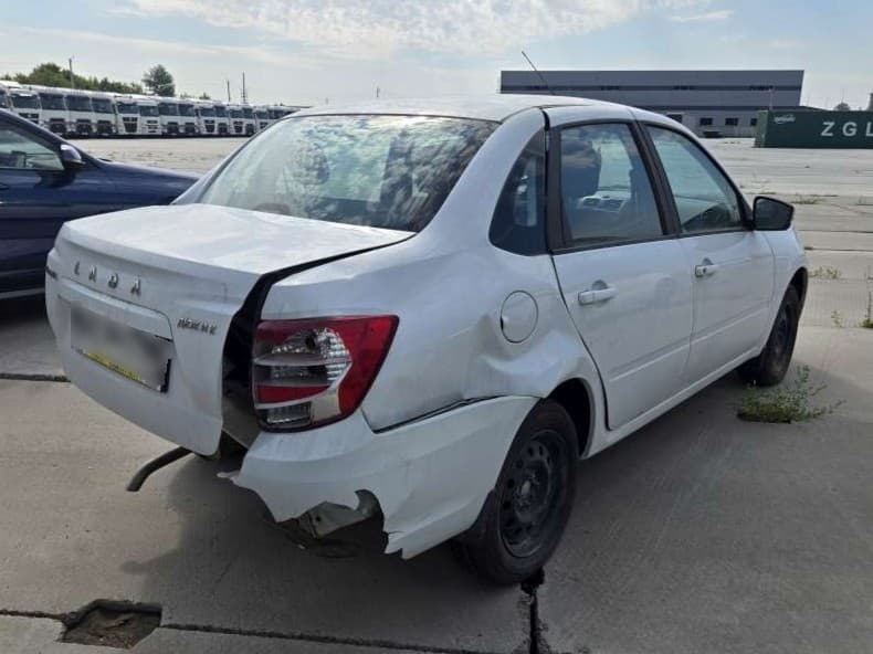 Lada Granta лифтбек - 3