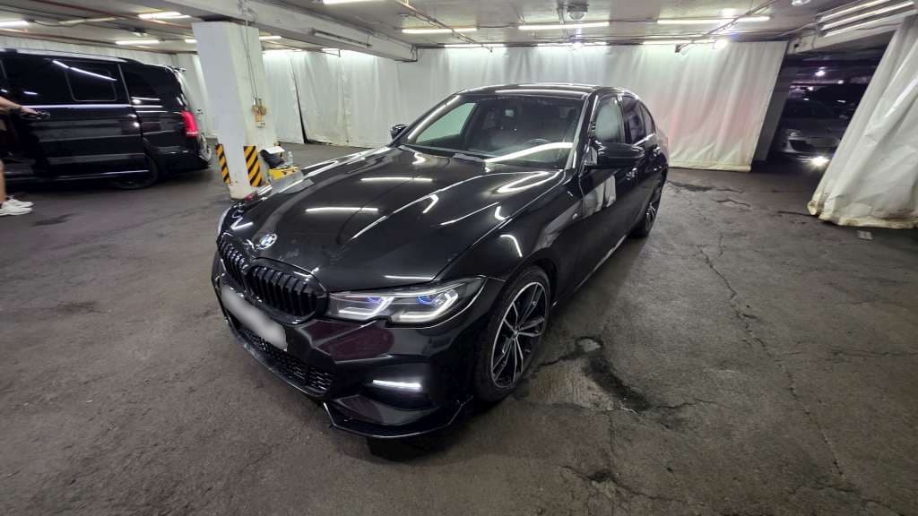 BMW 3 серия - 1