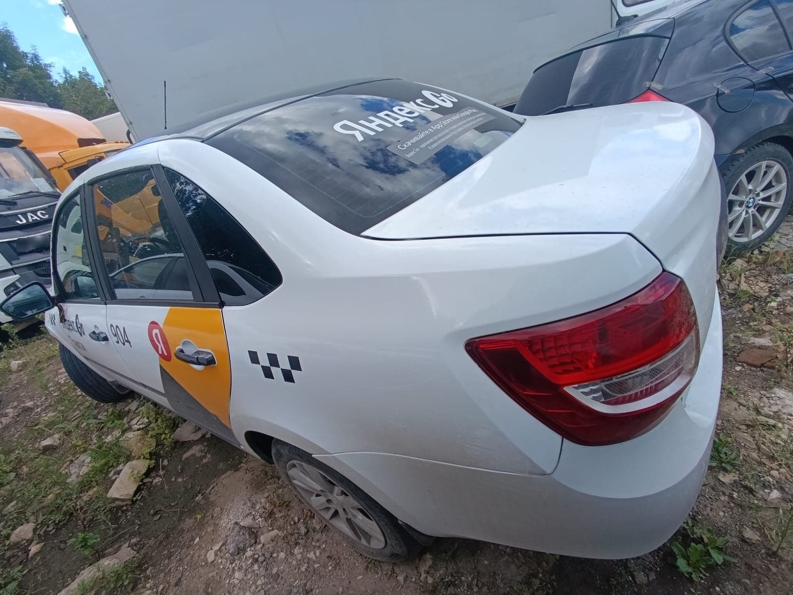 Lada Granta седан - 4