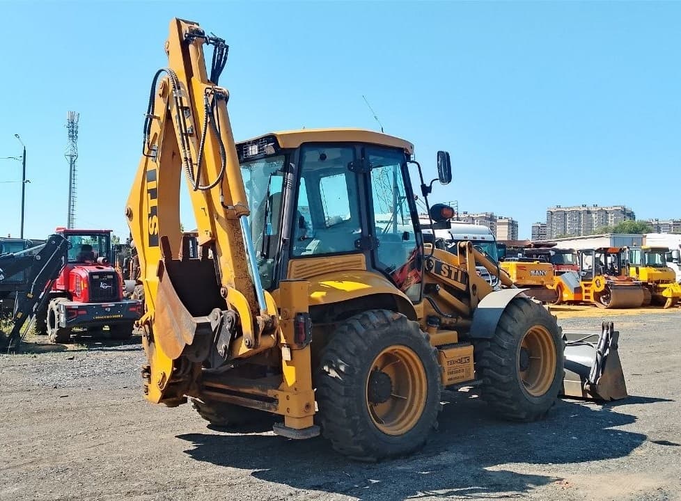 Sti 4CX Экскаватор-погрузчик - 3