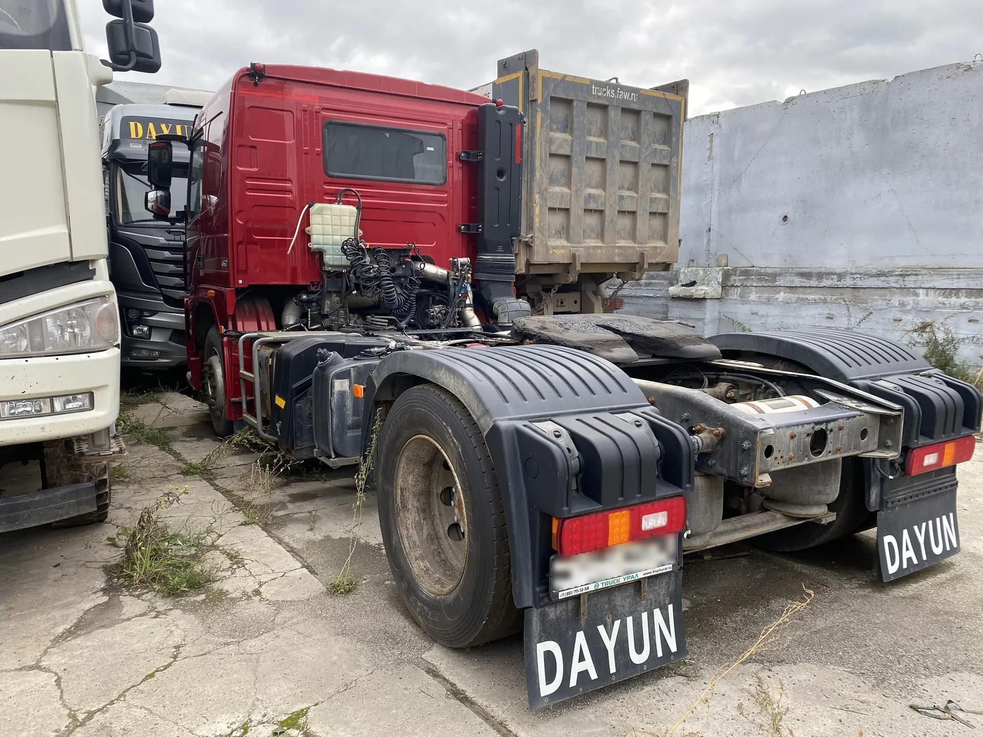 Dayun CGC4180 4x2 Седельный тягач - 4