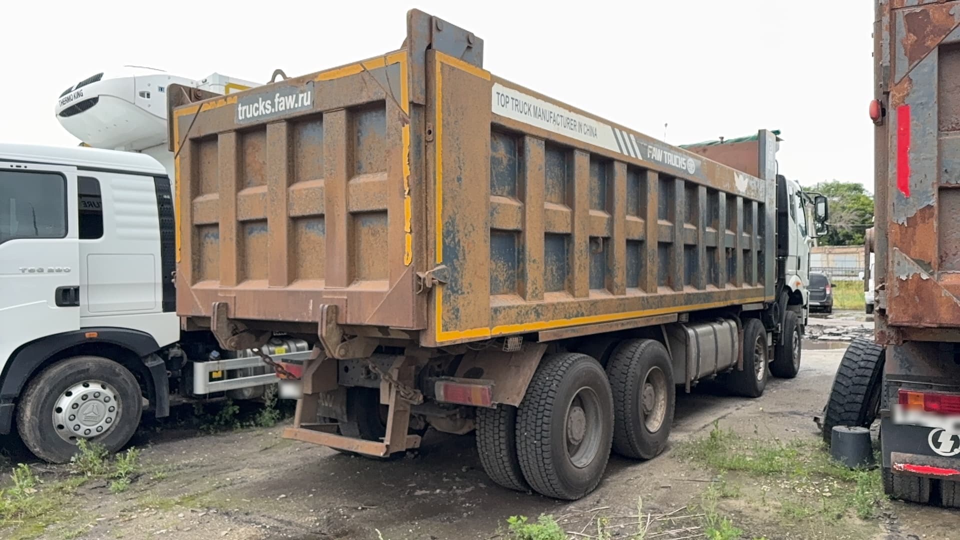 FAW J6 8x4 Самосвал - 3
