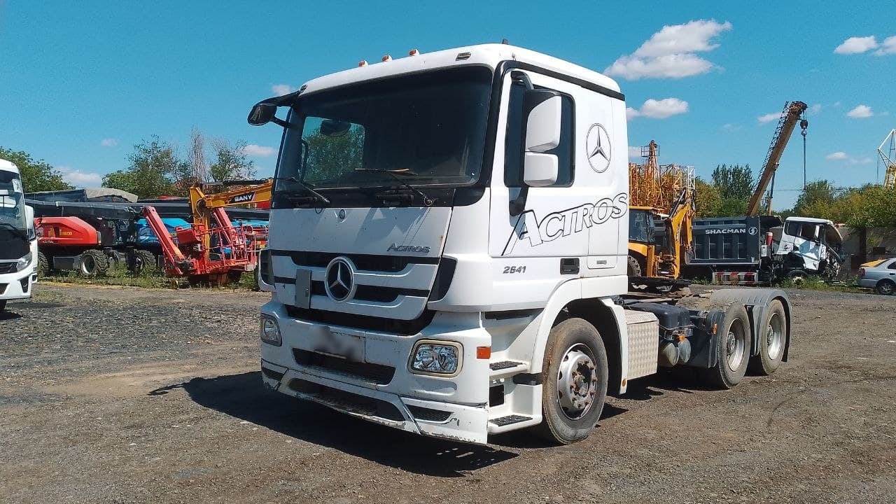 Mercedes-Benz Actros 6x4 Седельный тягач - 1