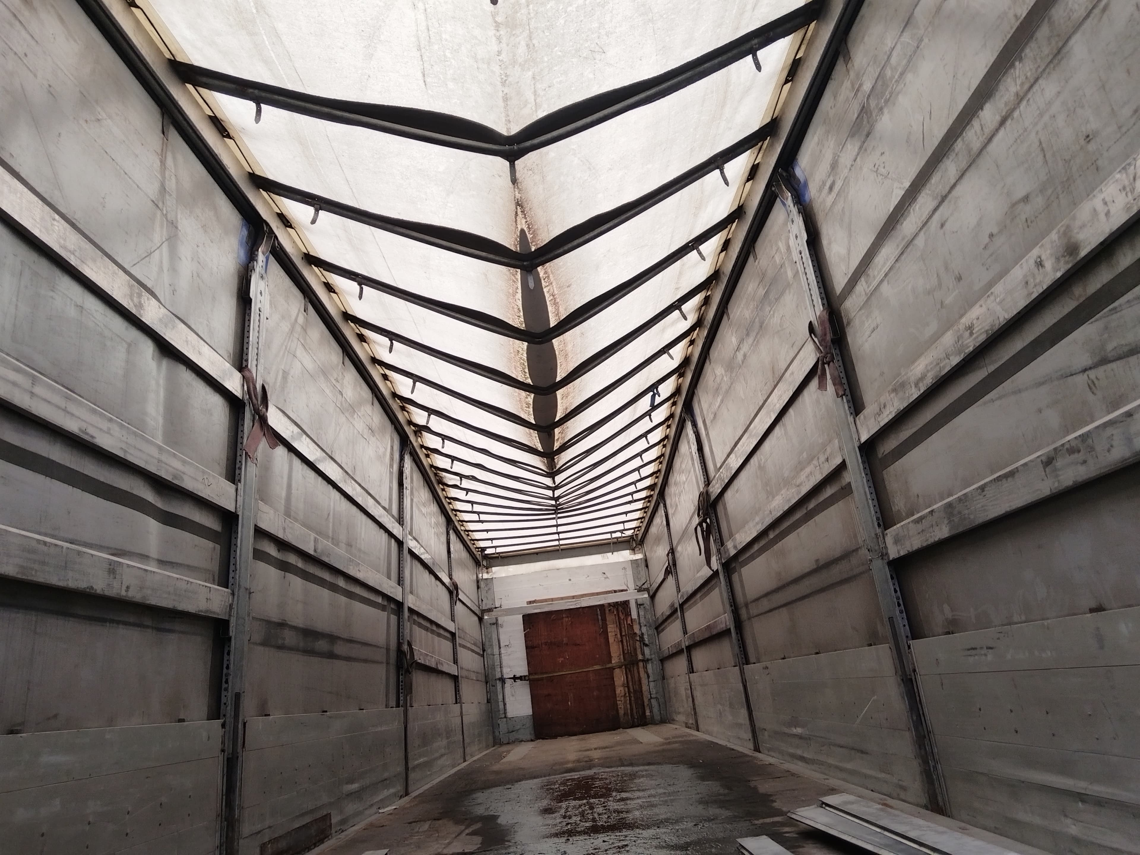 Schmitz Cargobull 9084 Полуприцеп бортовой - 4