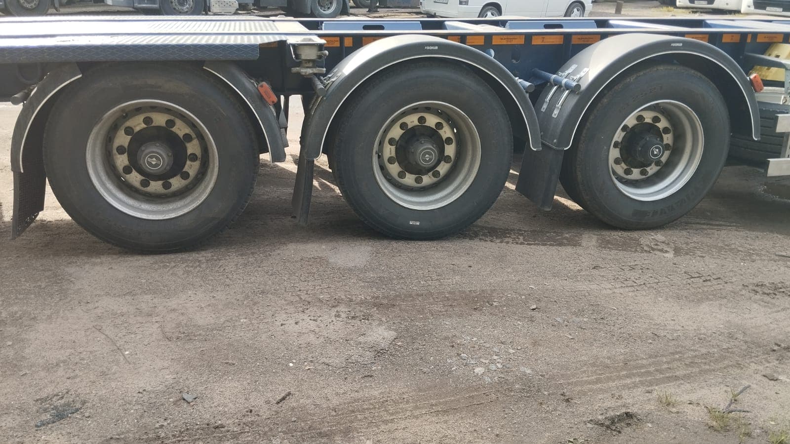 Уралспецтранс 9465* Полуприцеп контейнеровоз 4 оси - 5