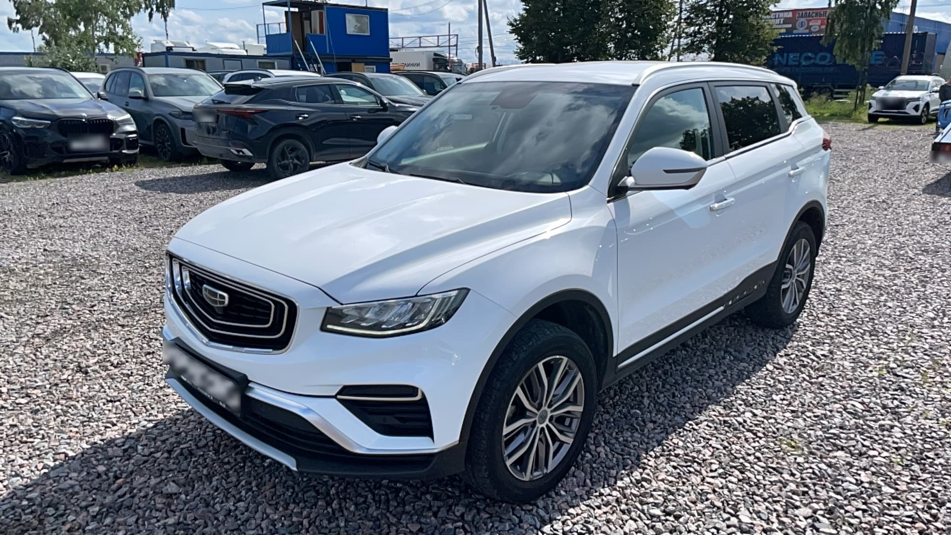 Geely Atlas Pro - 1