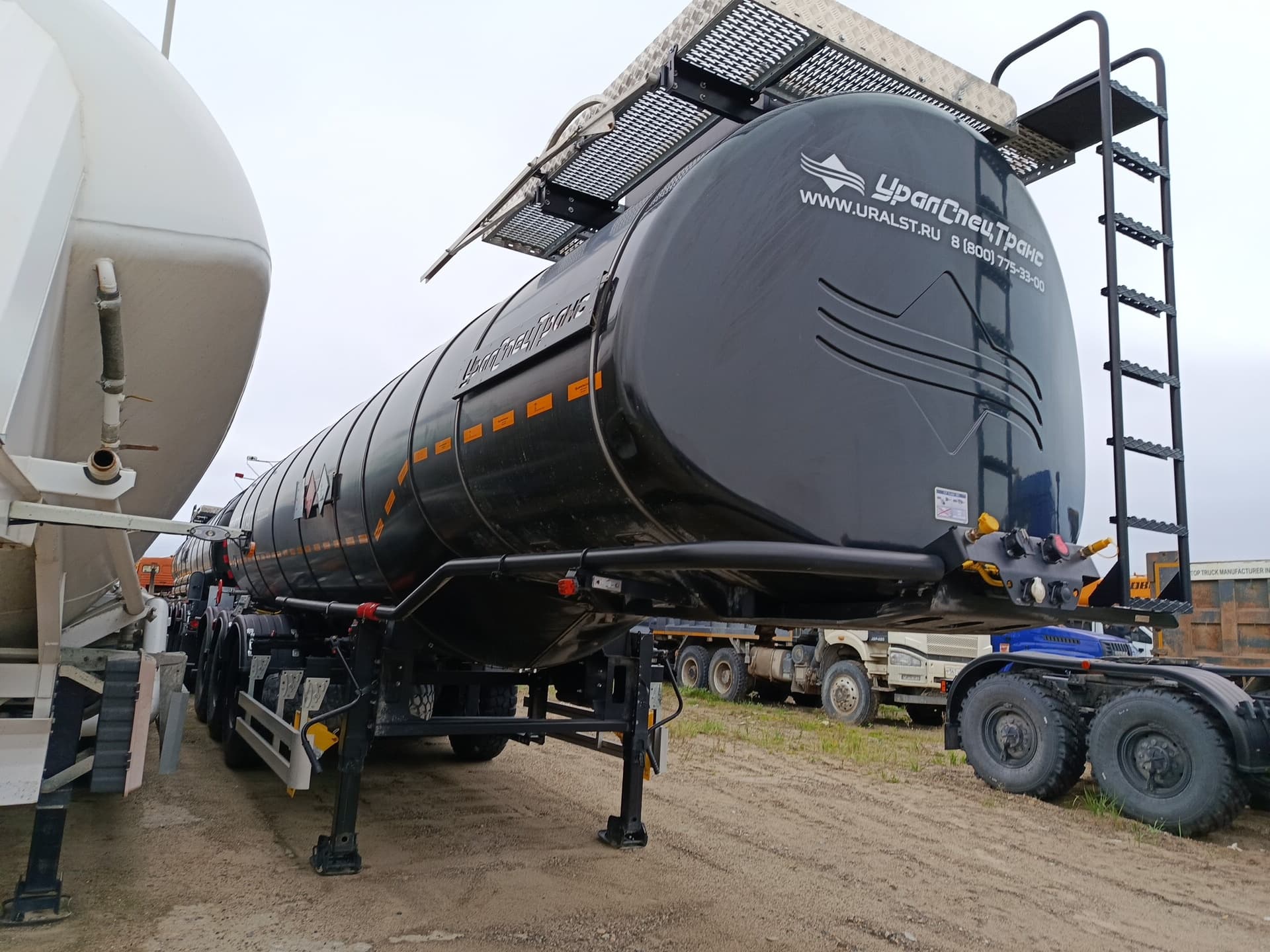 Уралспецтранс 9465* Полуприцеп цистерна - 2