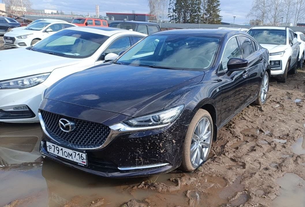 Mazda Atenza - 1
