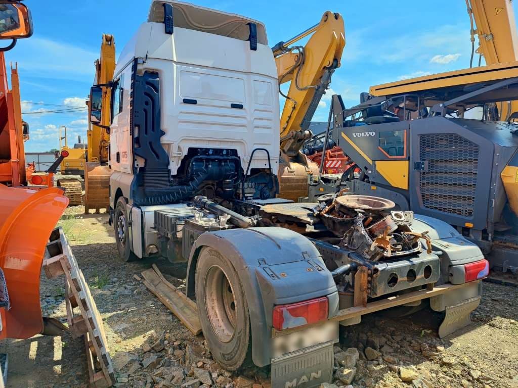 MAN TGX 4X2 Седельный тягач - 4