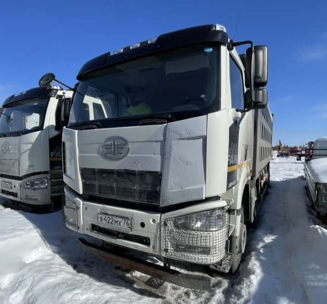FAW J6 8x4 Самосвал - 1