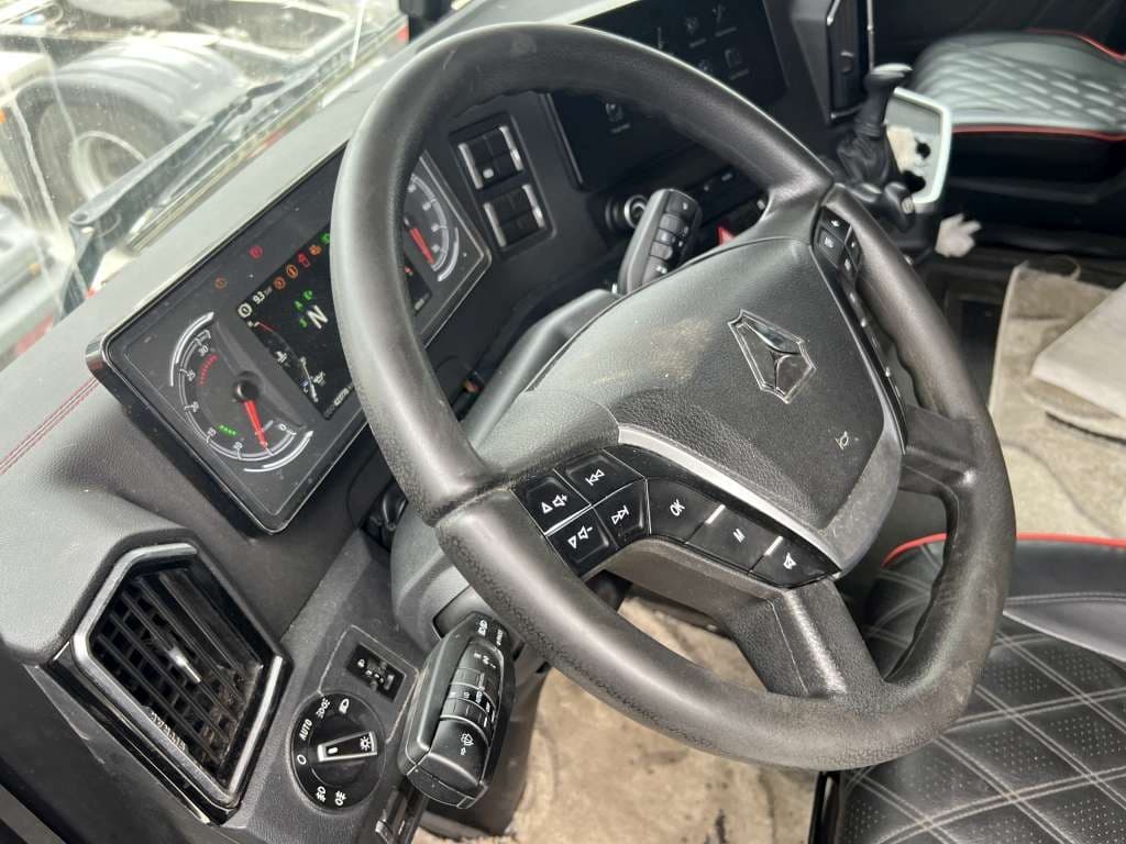 Sitrak C7H 4x2 Седельный тягач - 5