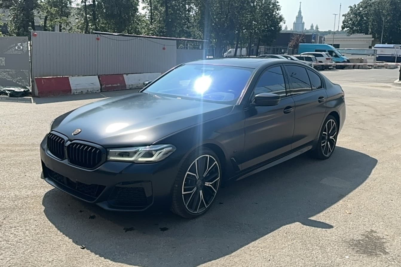 BMW 5 серия - 1