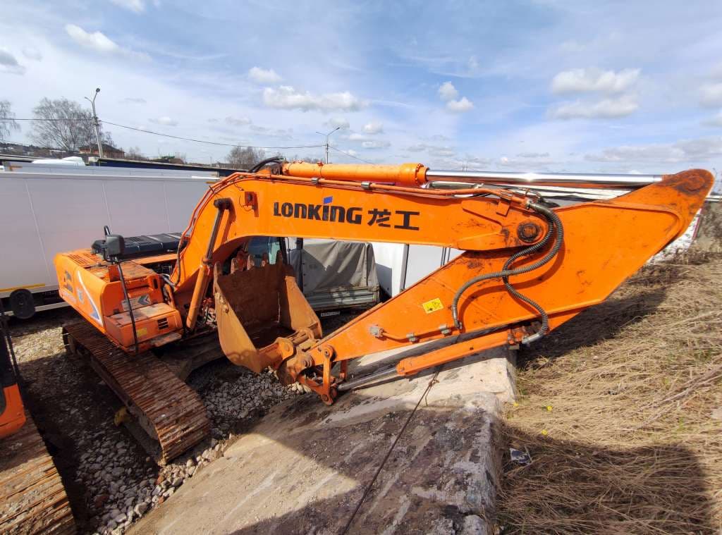 Lonking CDM6225 Экскаватор - 2