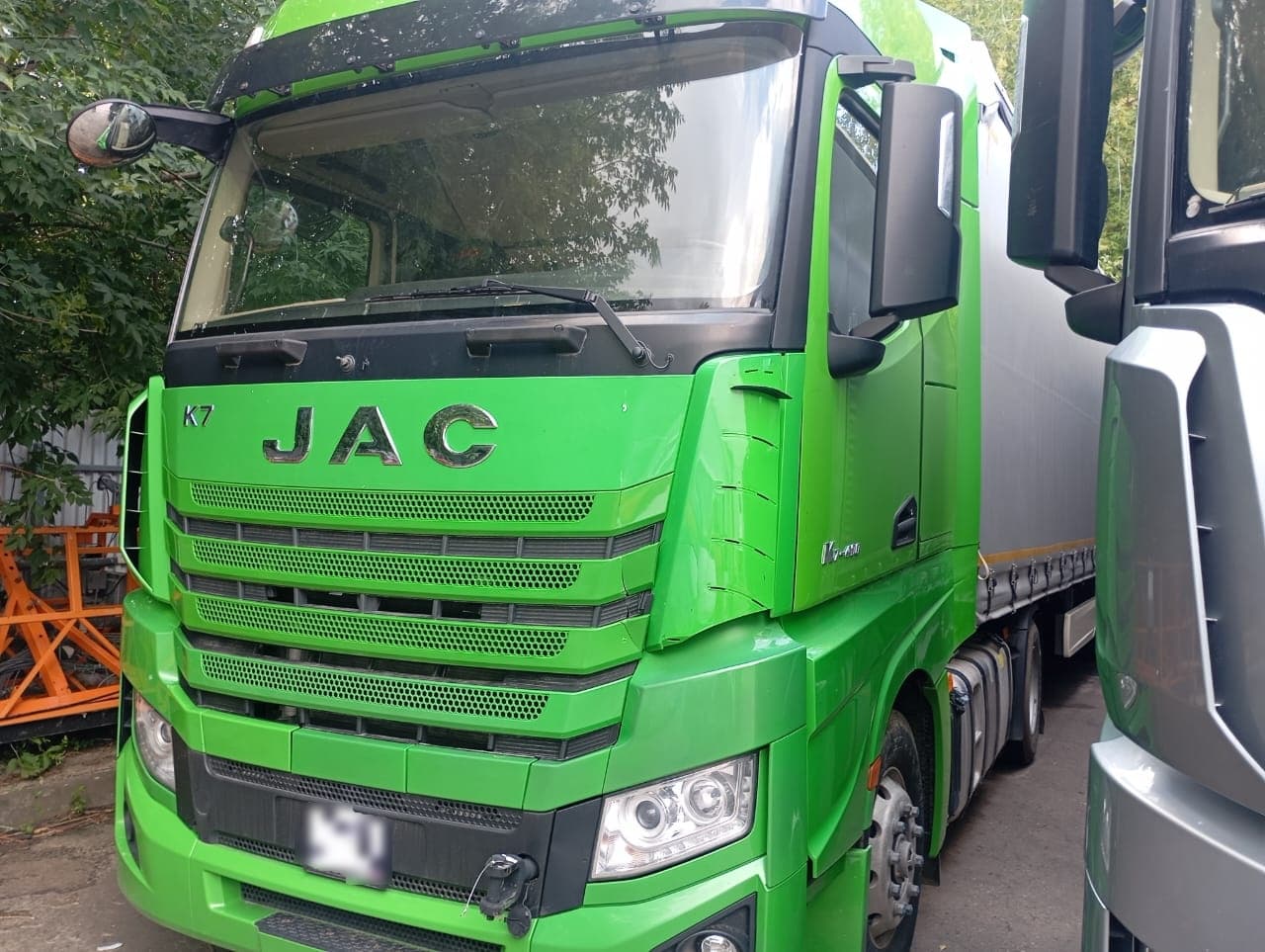 Jac K7 4x2 Седельный тягач - 1