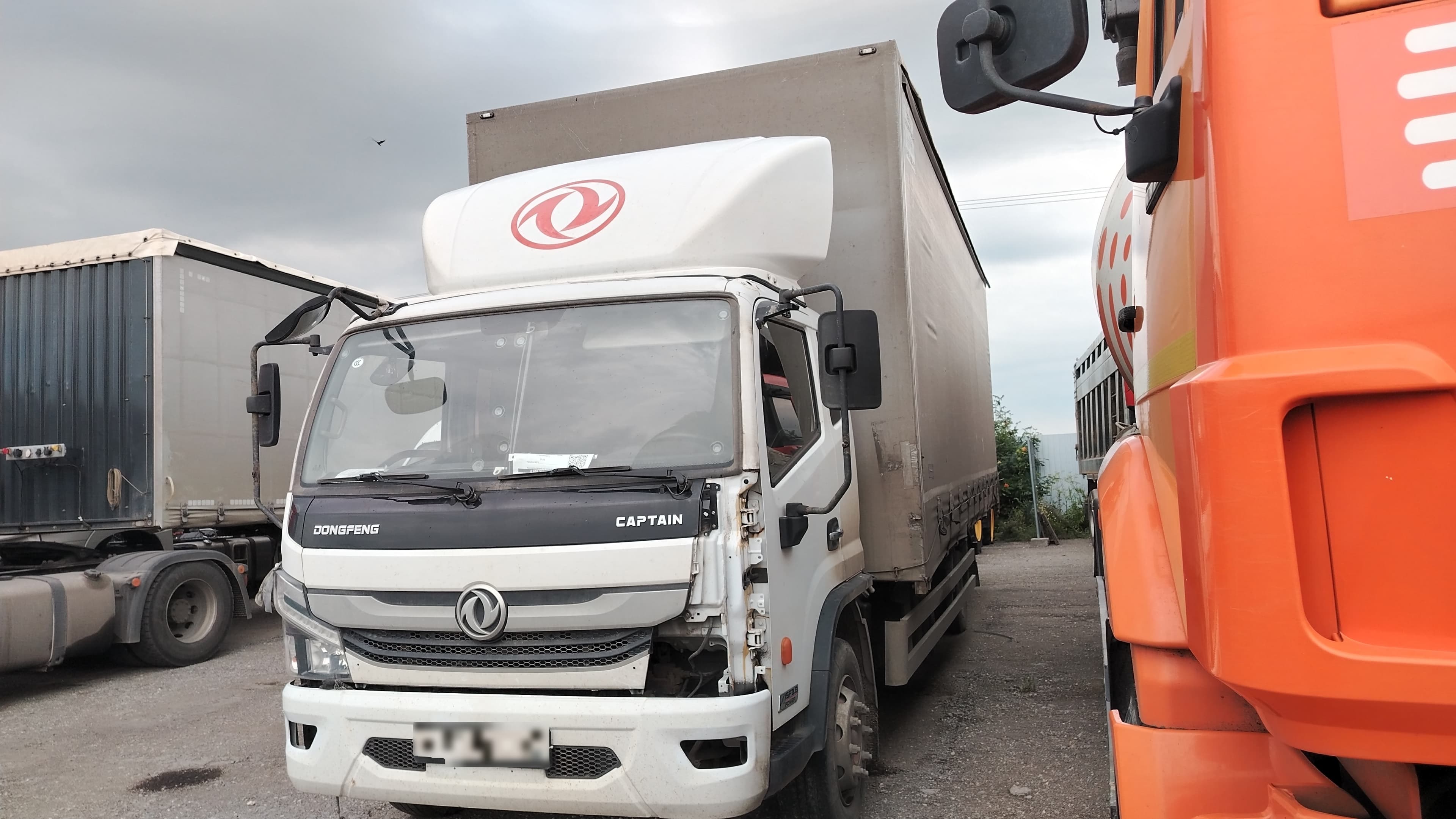 Dongfeng C120 4x2 Бортовой (Евроборт) - 1