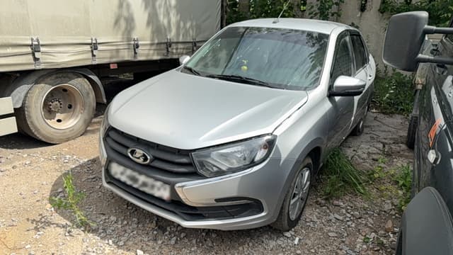 Lada Granta седан - 1