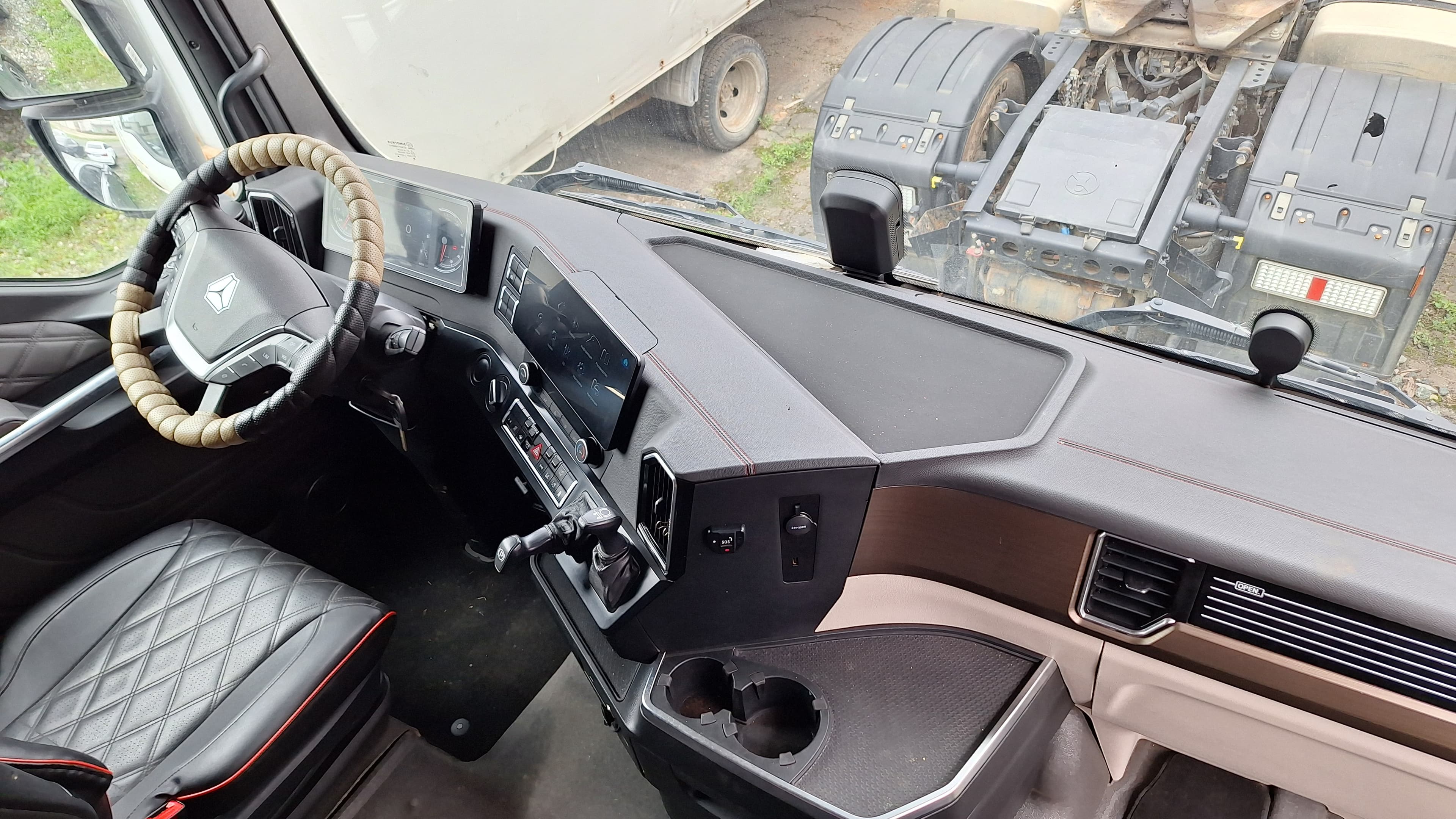 Sitrak C7H 4x2 Седельный тягач - 5
