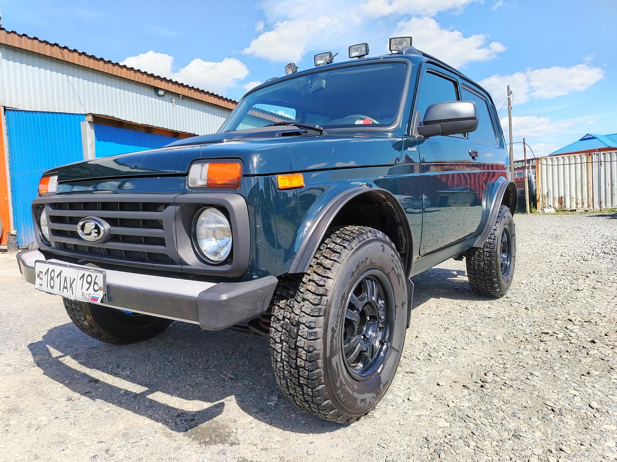 Lada 4x4 3дв Bronto - 1