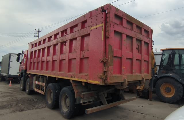 Hongyan CQ* 8x4 Самосвал - 4