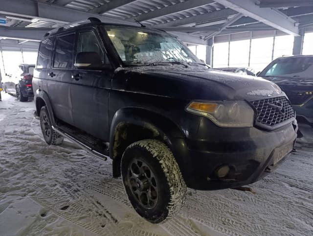 UAZ PATRIOT - 2