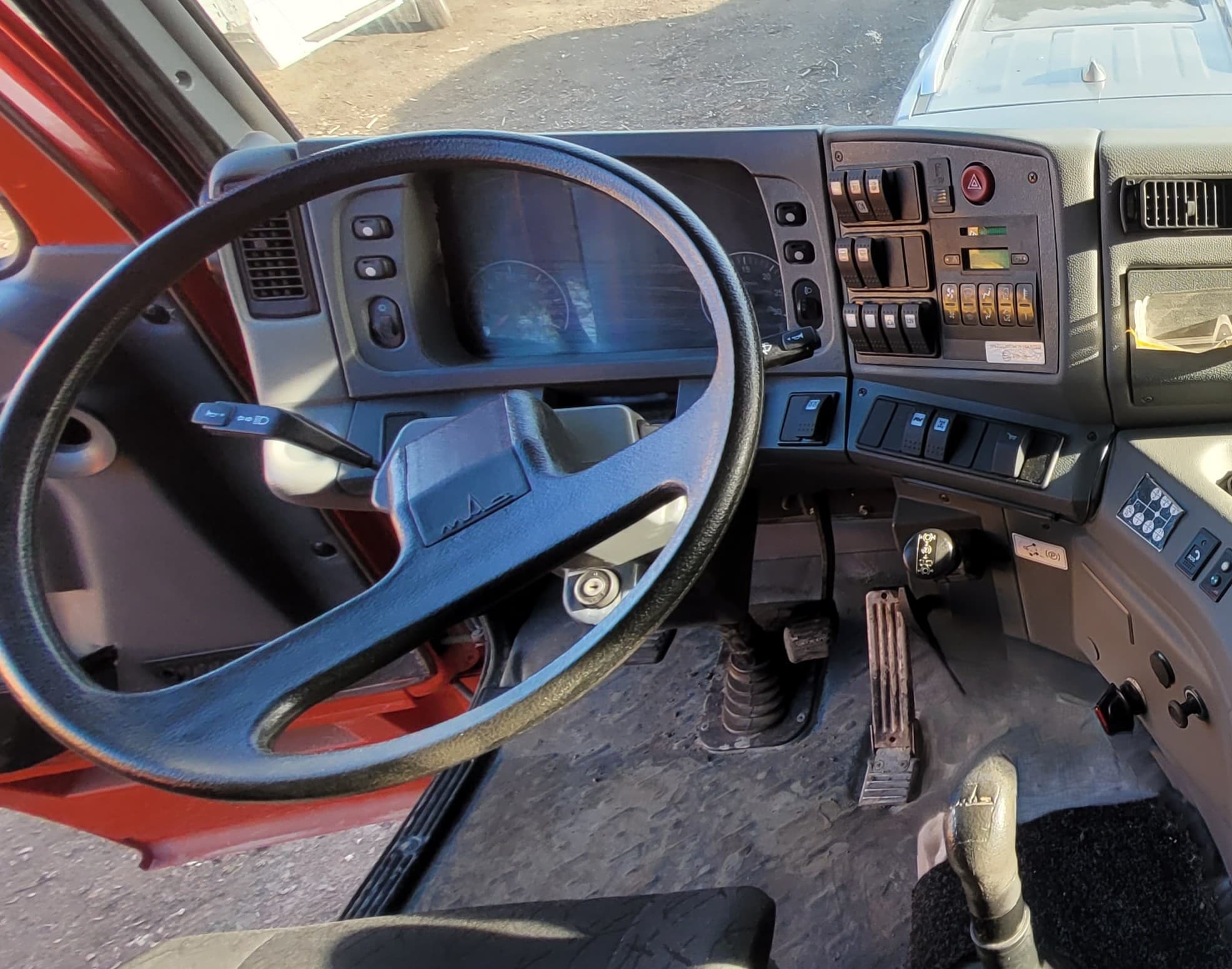 МАЗ 6501* 6x4 Самосвал - 5