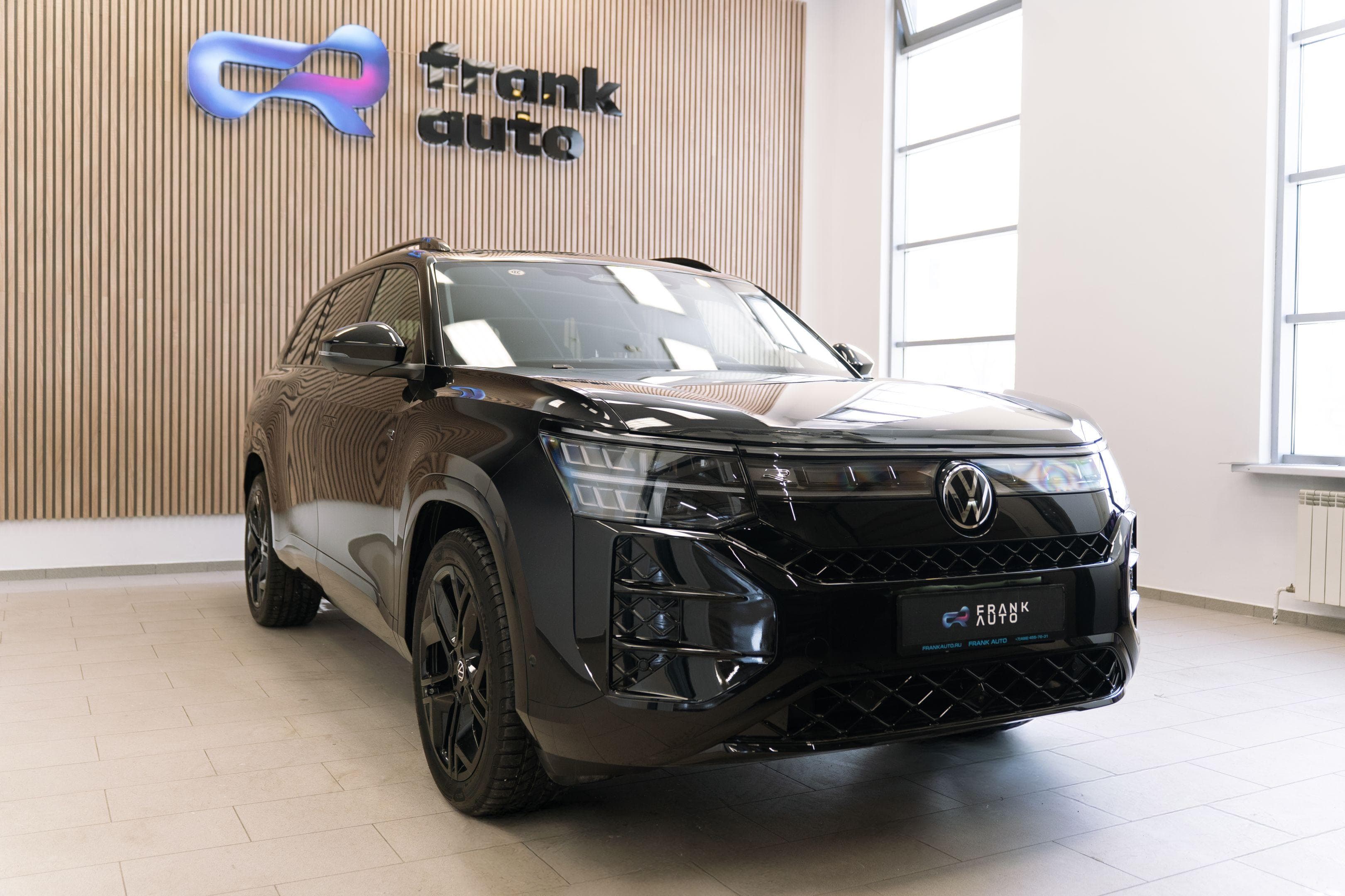 Volkswagen Teramont Pro - 1
