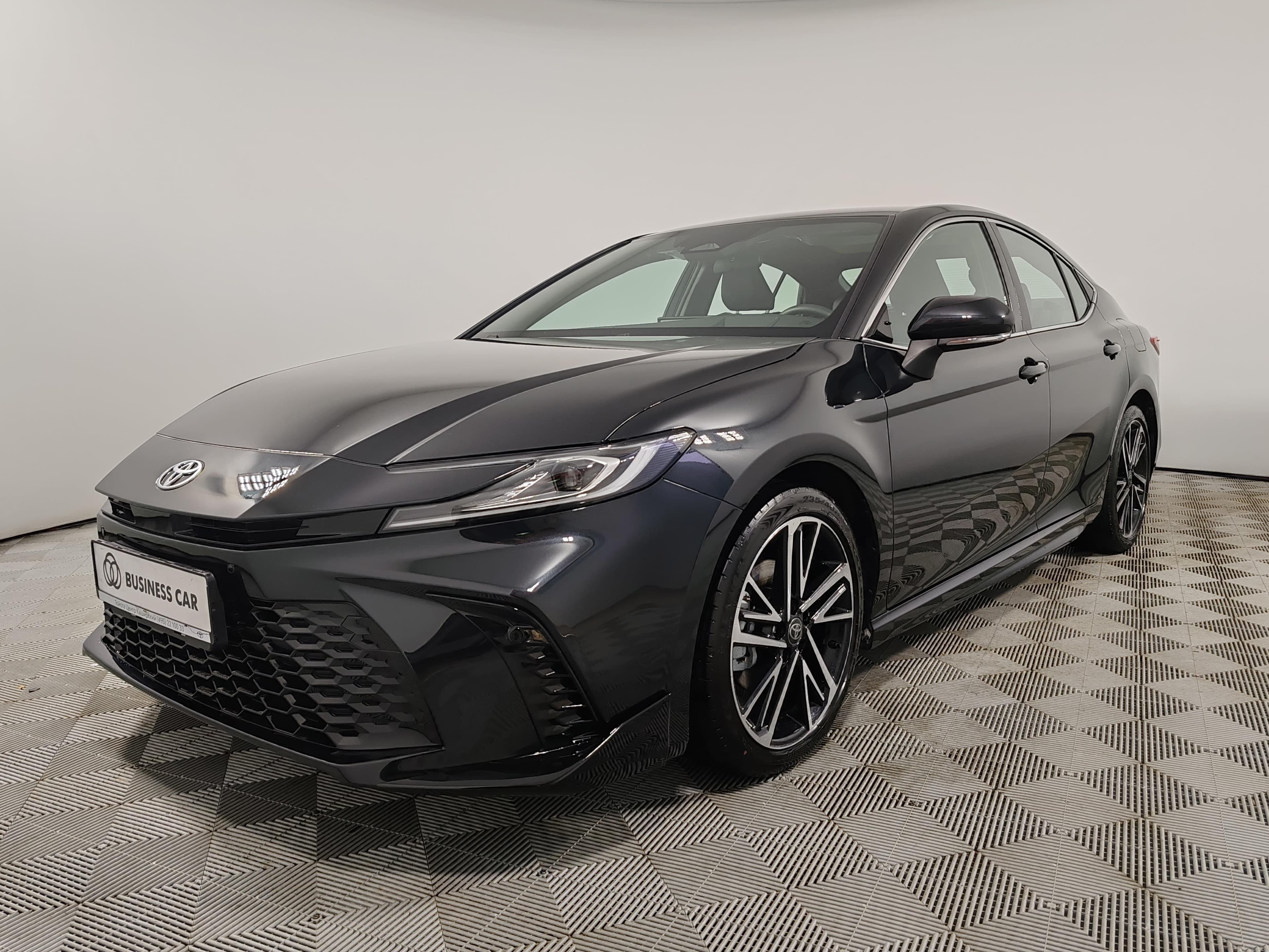 Toyota Camry - 1
