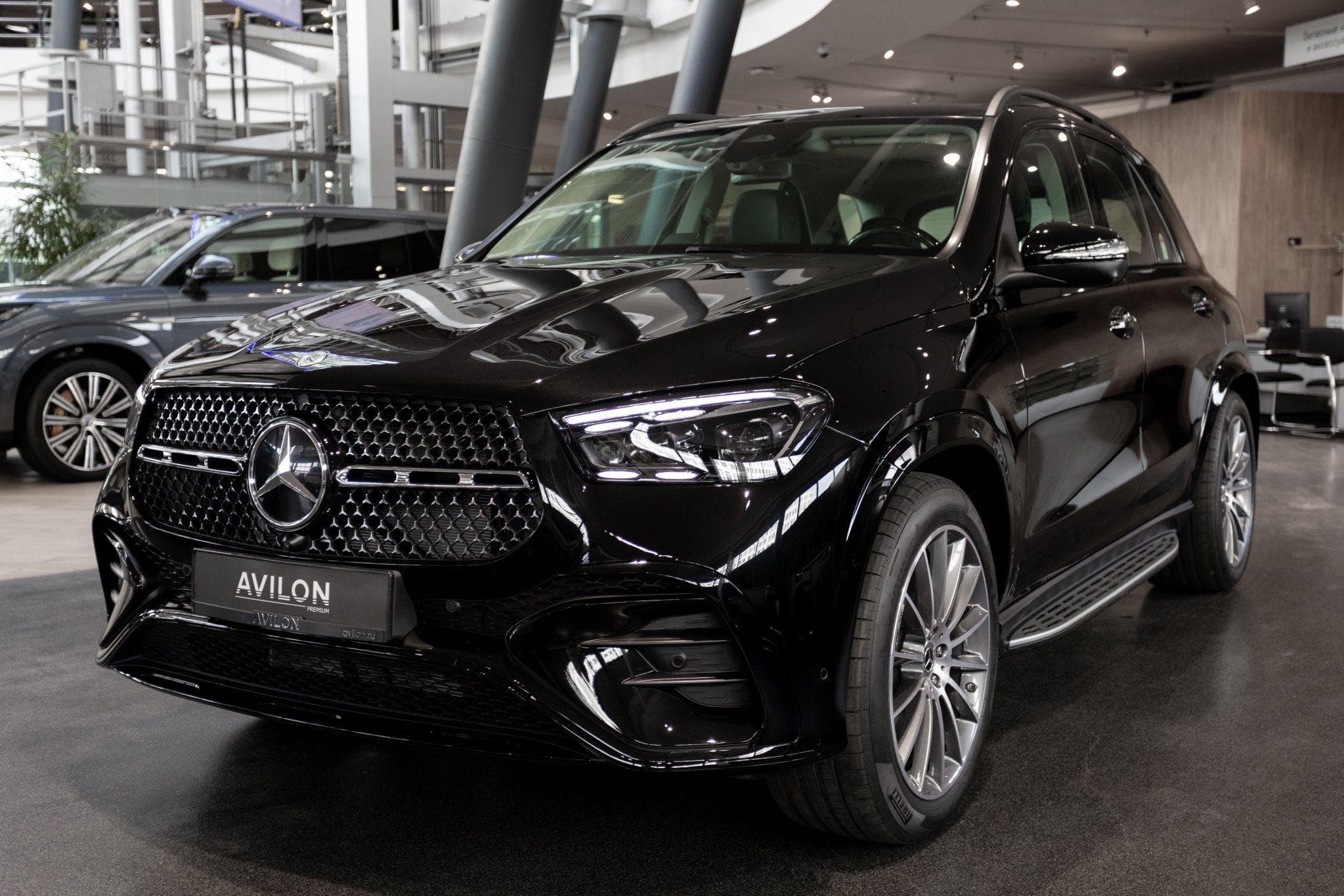 Mercedes-Benz GLE - 1