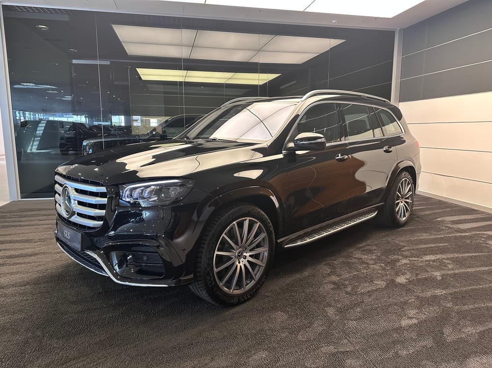 Mercedes-Benz GLS - 1