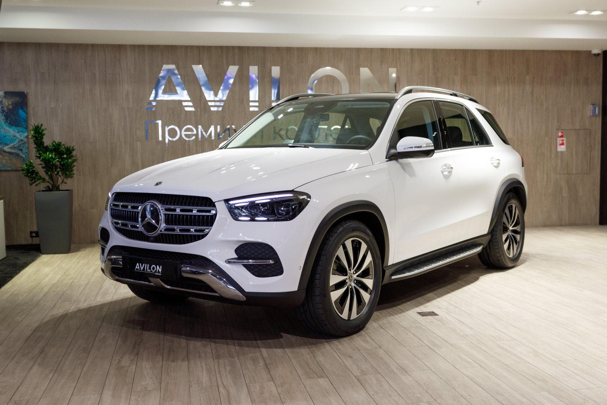 Mercedes-Benz GLE - 1