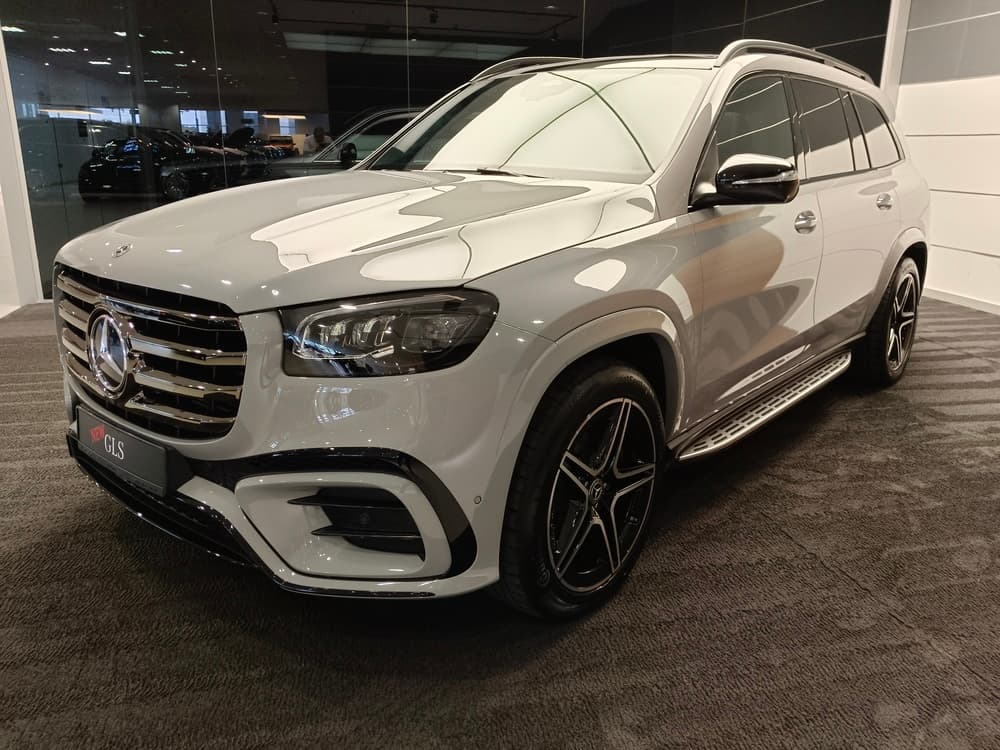 Mercedes-Benz GLS - 1