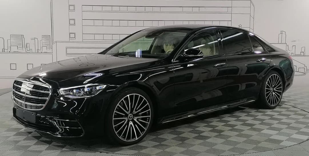 Mercedes-Benz S седан - 1