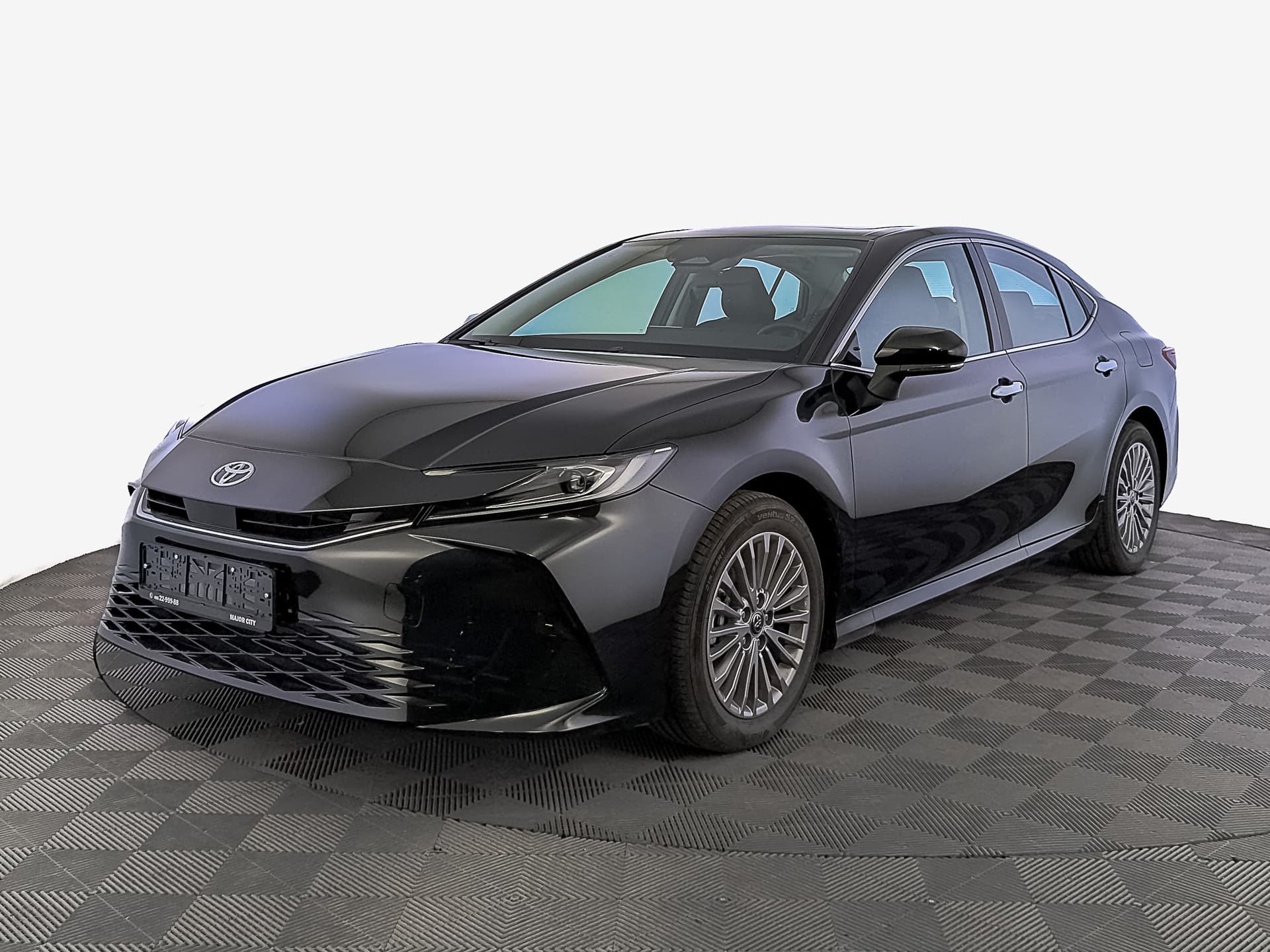 Toyota Camry - 1