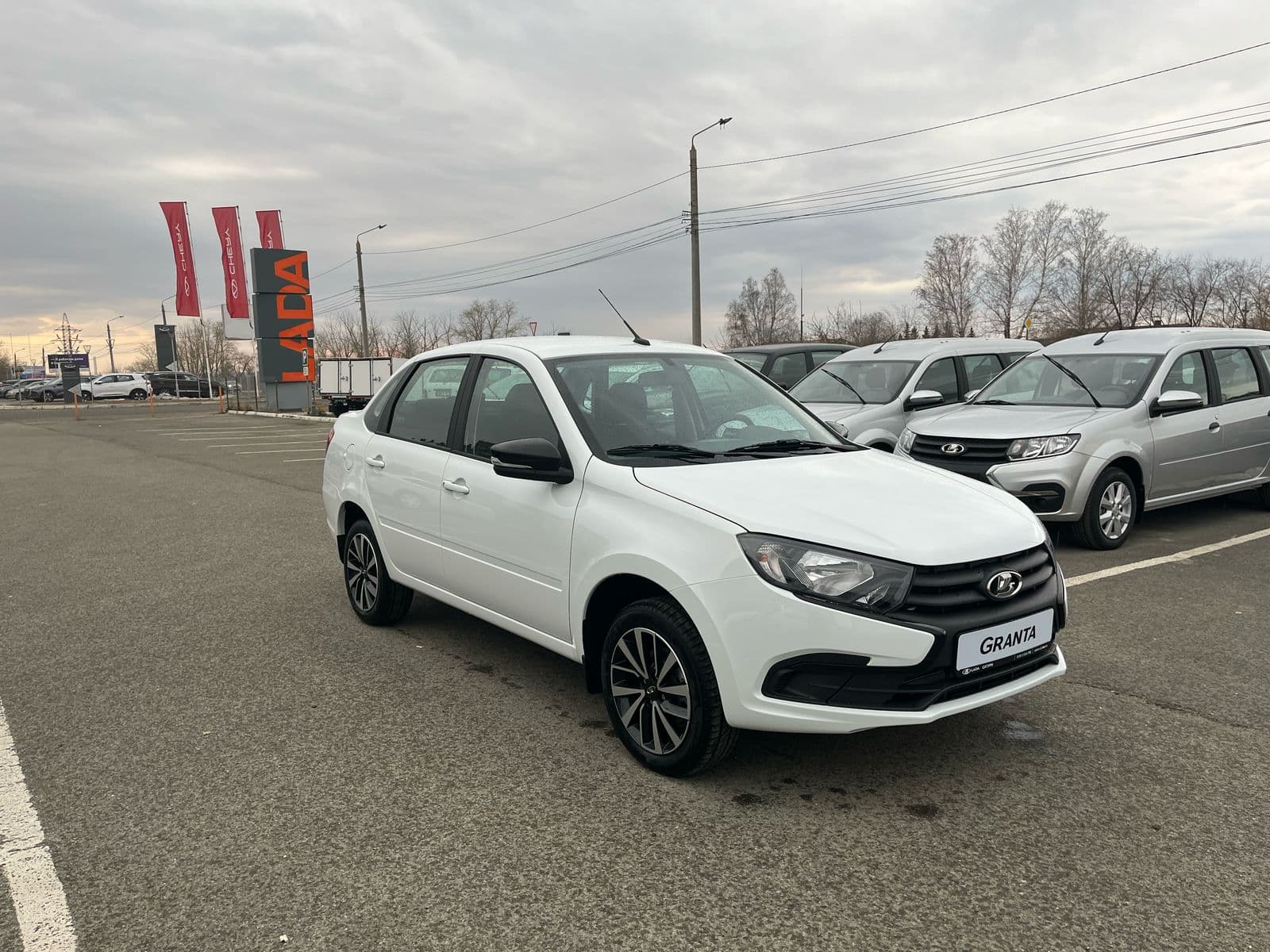Lada Granta седан - 1