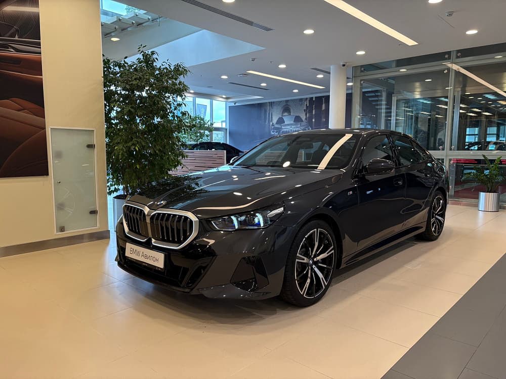 BMW 5 серия WBA***2615 530i xDrive в лизинг - 1