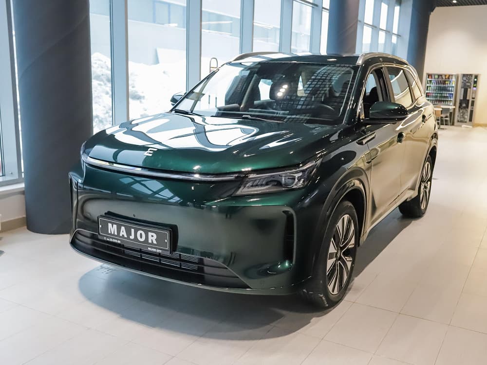 Evolute i-SPACE EDA***2837 Base 5-местная (270 кВт) 4WD в лизинг - 1