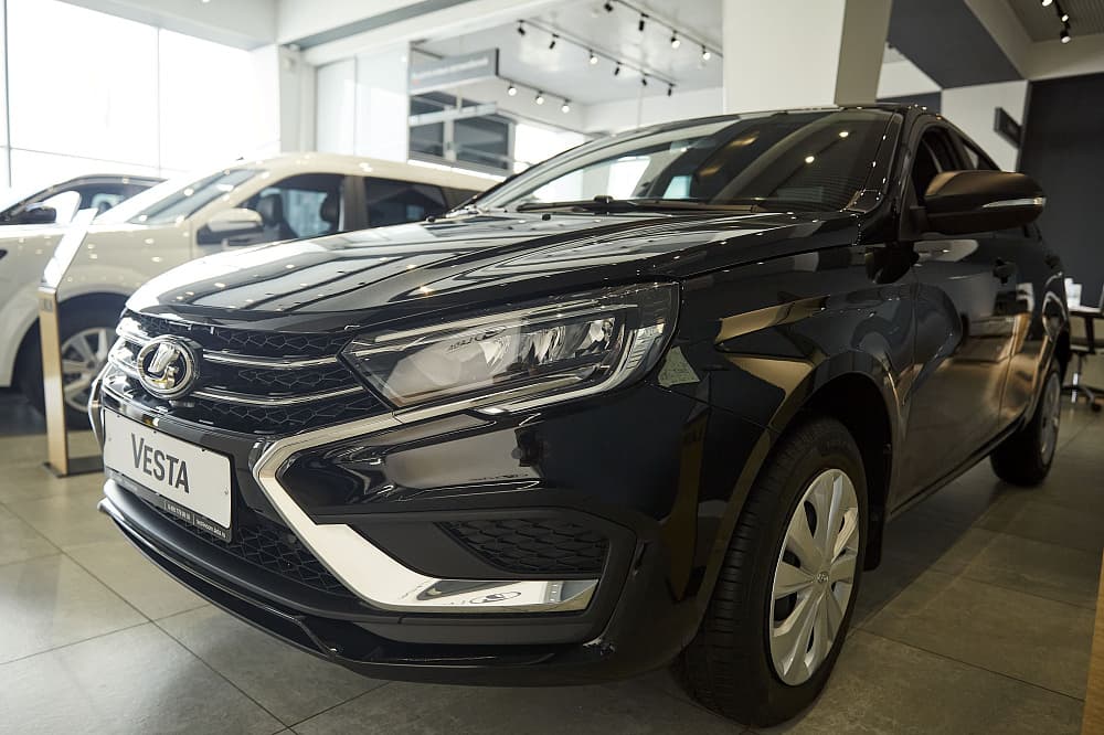 Lada Vesta седан XTA***4357 Enjoy 1.6 106hp 5MT в лизинг - 1