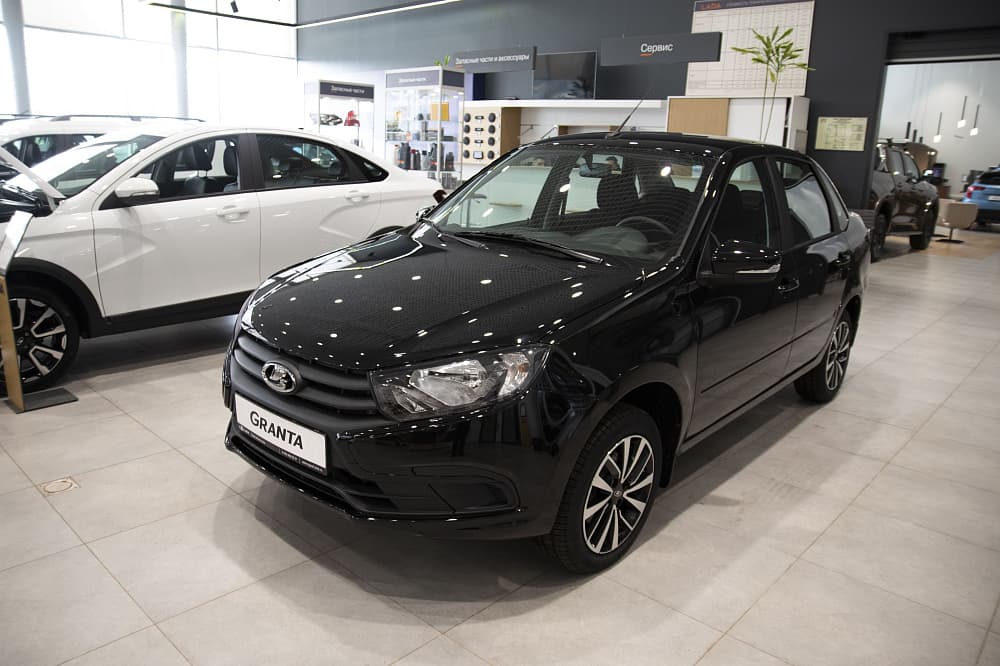 Lada Granta седан XTA***3458 Life 1.6 90hp 5MT в лизинг - 1