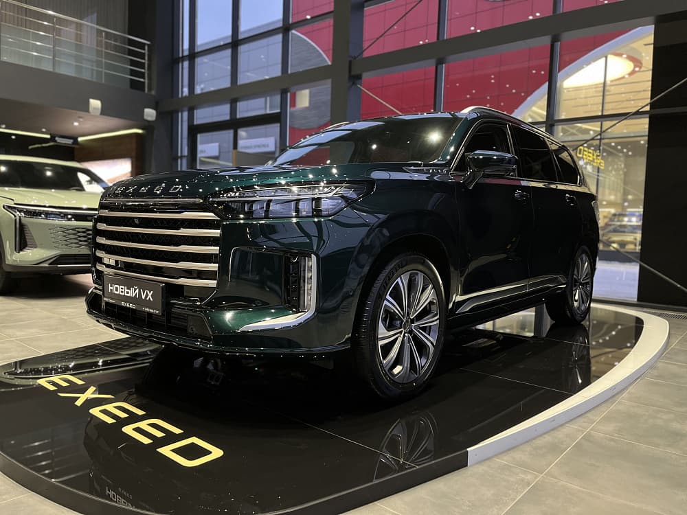 EXEED VX XEY***6928 President 7 мест 2.0T 8AT 4WD в лизинг - 1