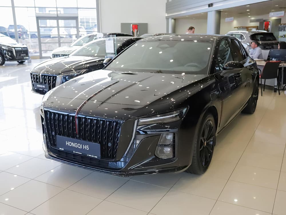 Hongqi H5 LFP***9968 Black Edition 2.0Т в лизинг - 1