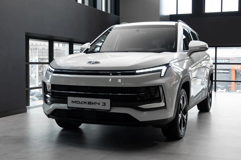 Moskvich 3 X7L***8012 Стандарт плюс 1.5Т CVT в лизинг - 1