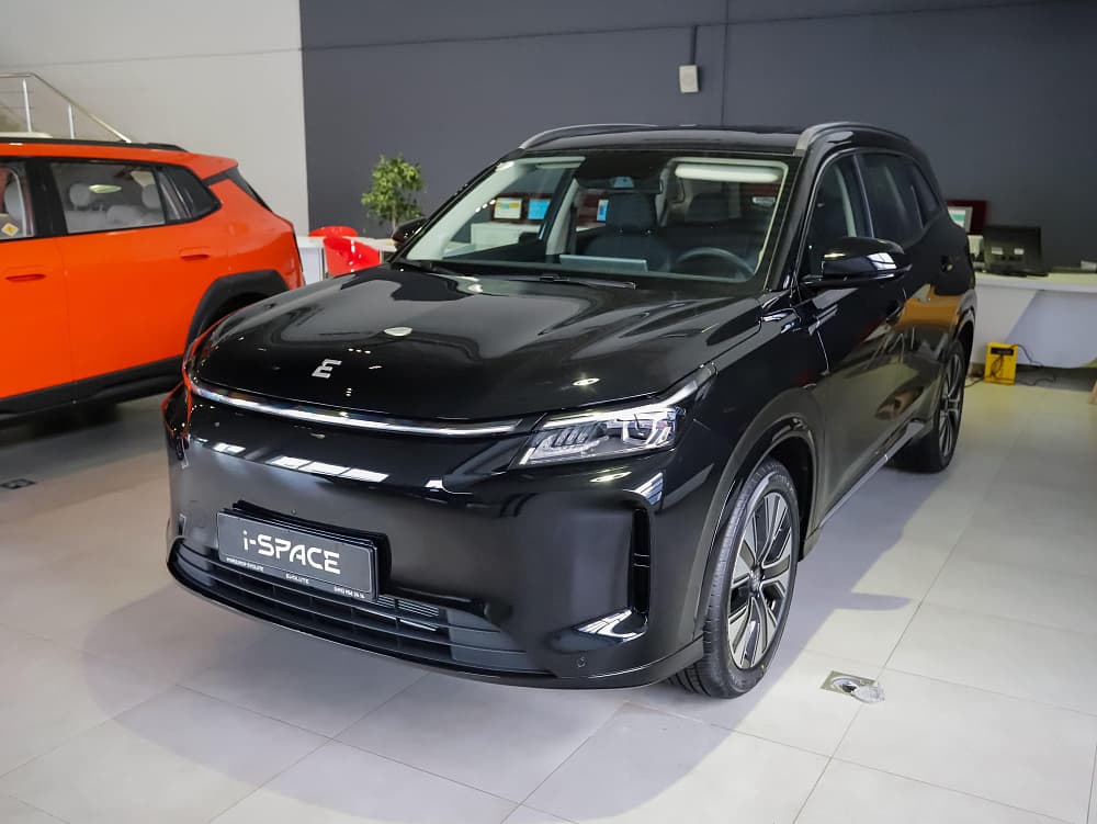 Evolute i-SPACE EDA***2802 Base 5-местная (270 кВт) 4WD в лизинг - 1