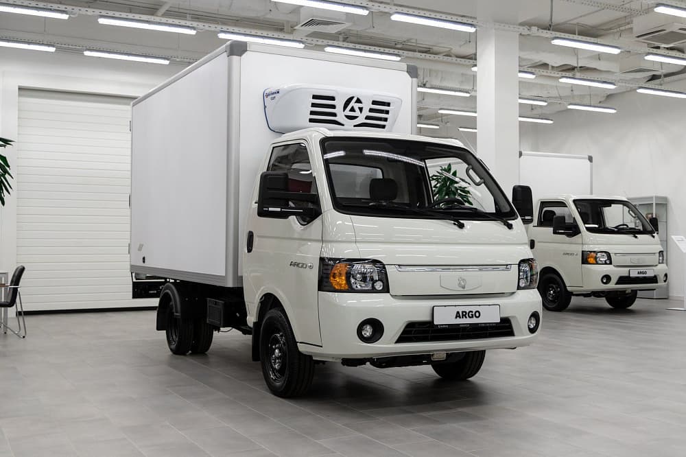 Sollers Argo EBK***4042 Refrigerator Box SWB 3.5T 2.0 5MT в лизинг - 1