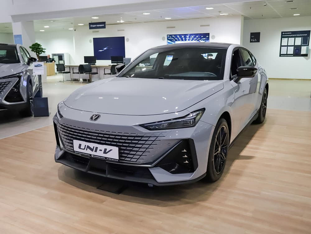 Changan Uni-V LS5***1723 Tech 1.5T 7DCT в лизинг - 1